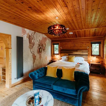 Blissful Corner Yorkshire With Hot Tub And Onsite Bistro Semesterbostad Great Ayton